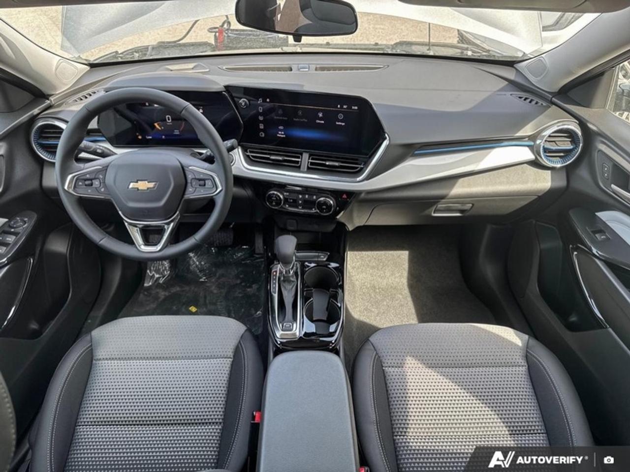 2026 Chevrolet Trax LT  - Heated Seats -  Remote Start Photo
