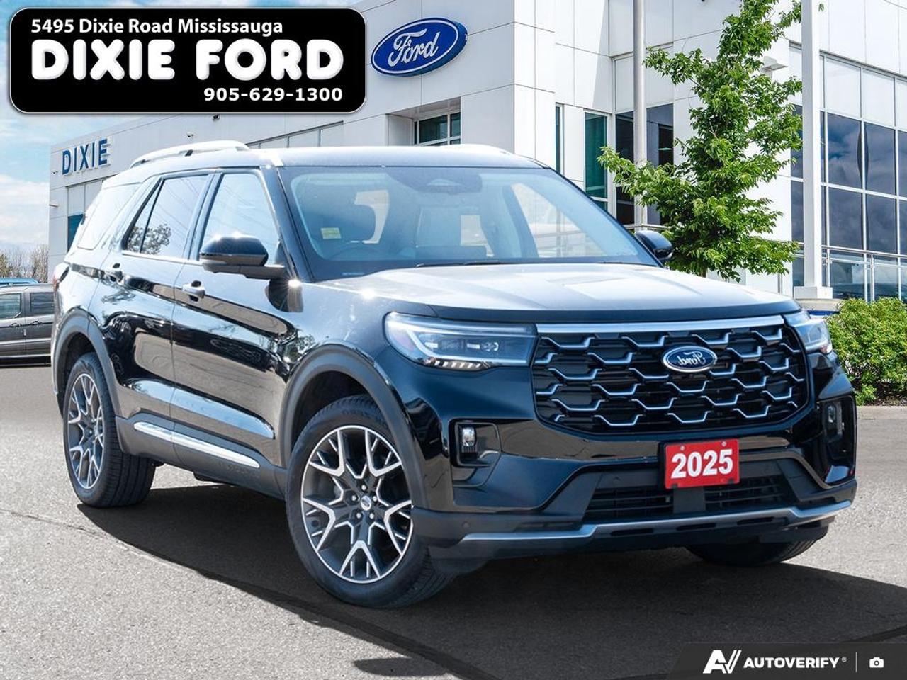 2025 Ford Explorer Platinum Photo0