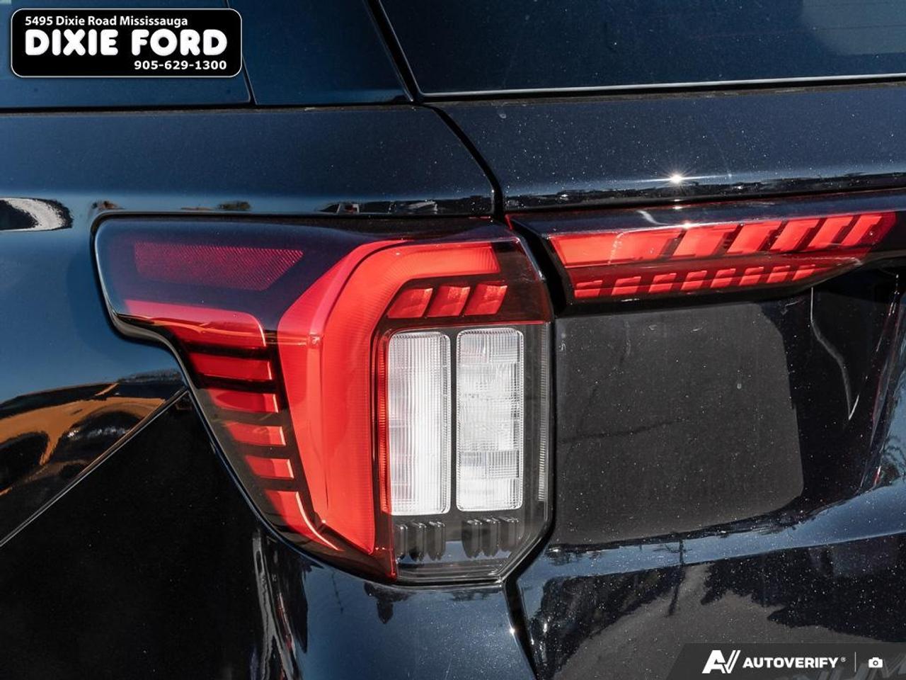 2025 Ford Explorer Platinum Photo