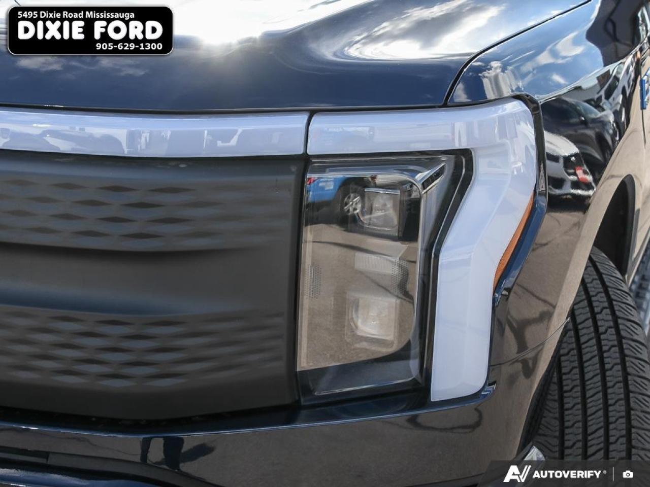 2025 Ford F-150 Lightning Flash Photo