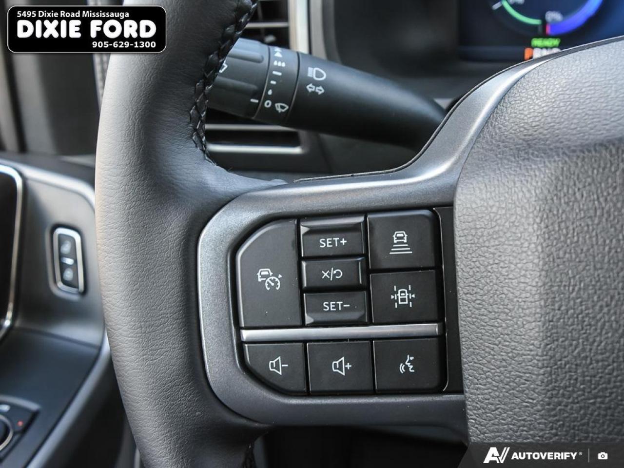 2025 Ford F-150 Lightning Flash Photo