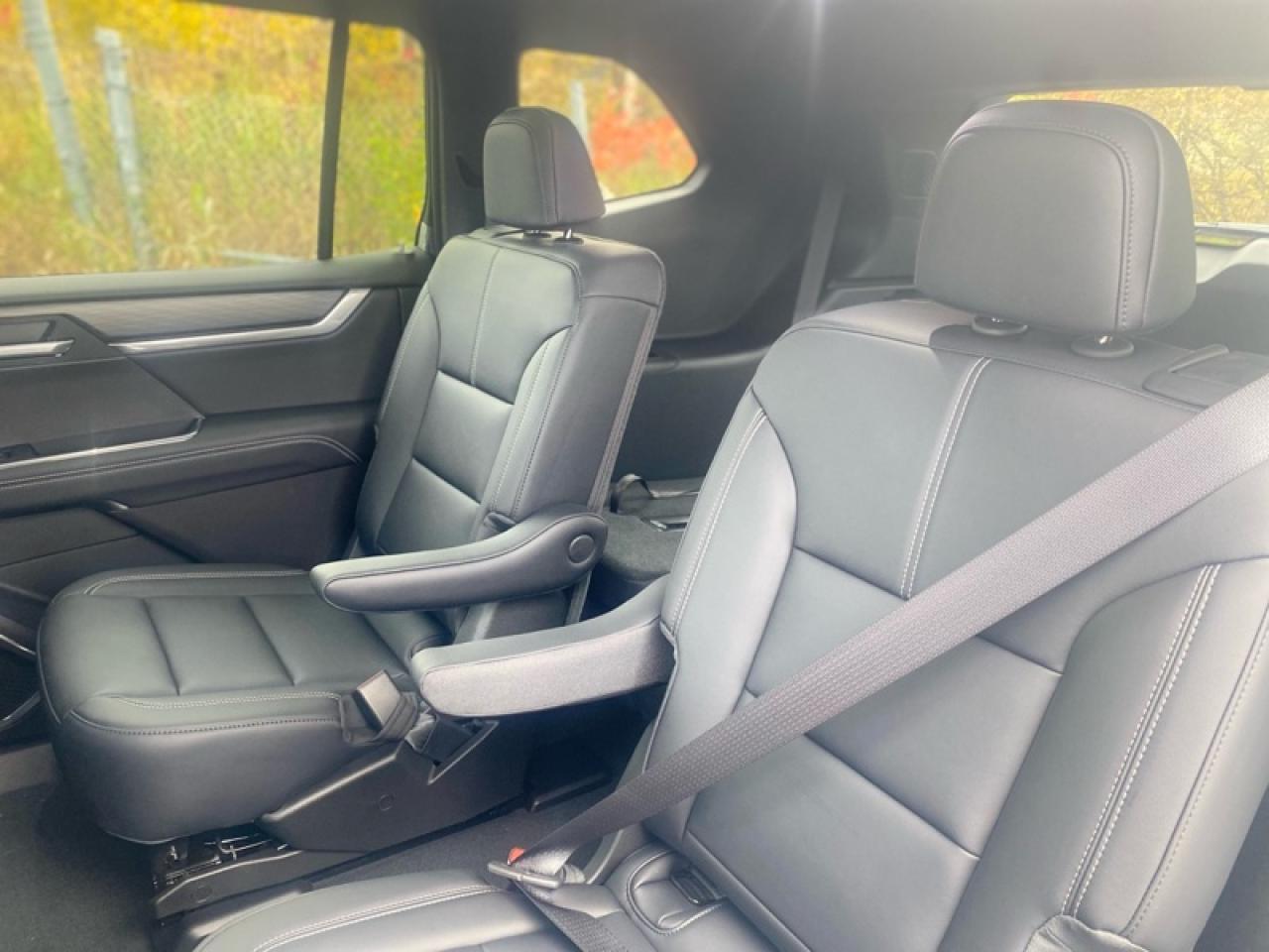 2026 GMC Acadia Elevation  - SUNROOF -  POWER Photo