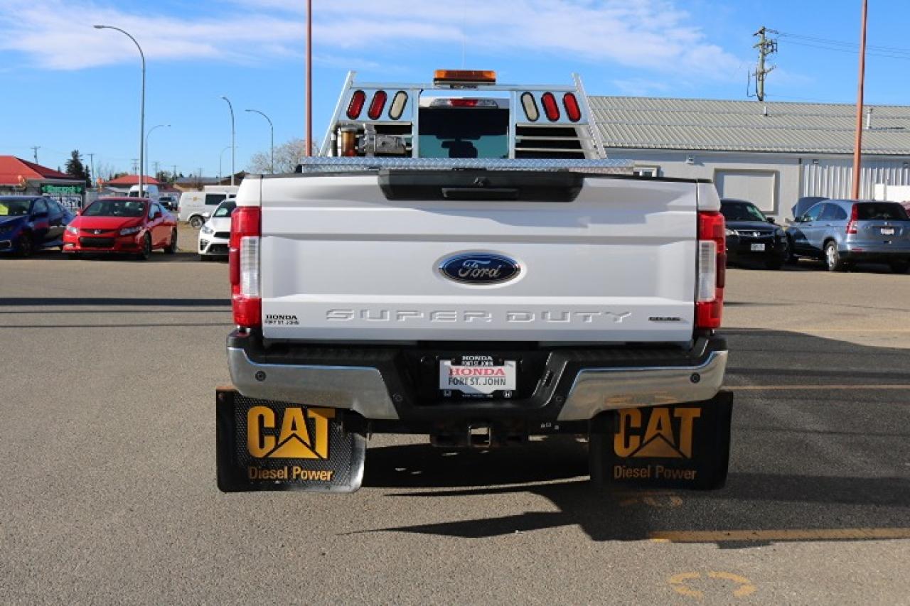 2019 Ford F-350  Photo3