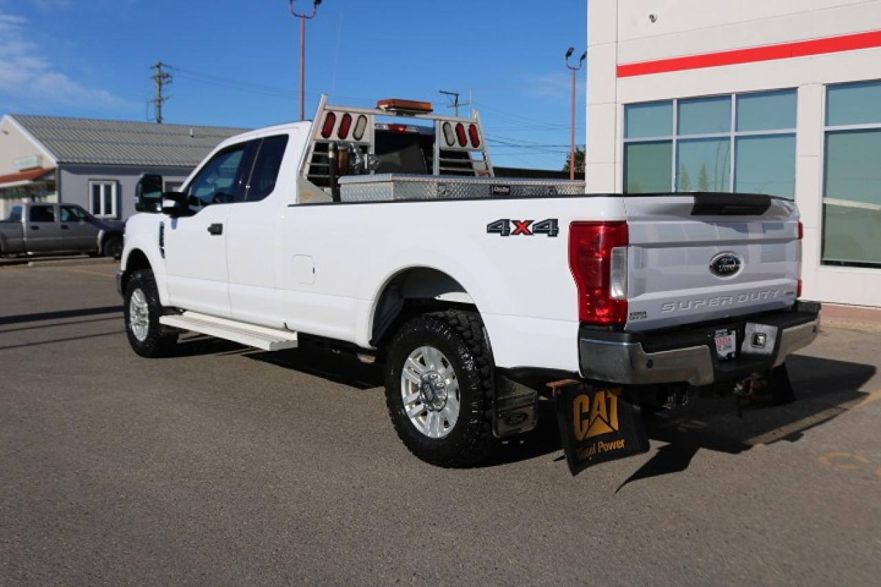 2019 Ford F-350  Photo2