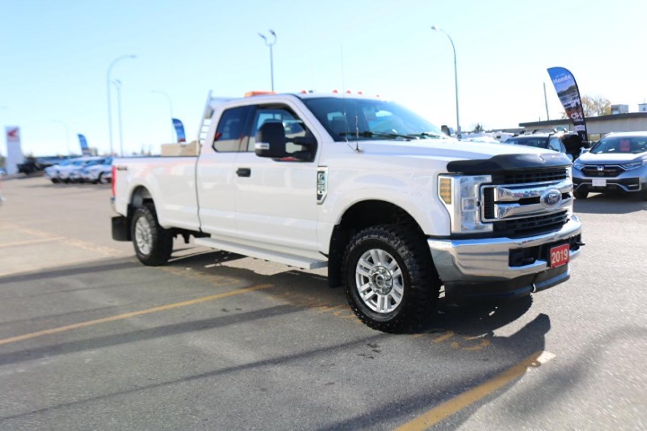 2019 Ford F-350  Photo