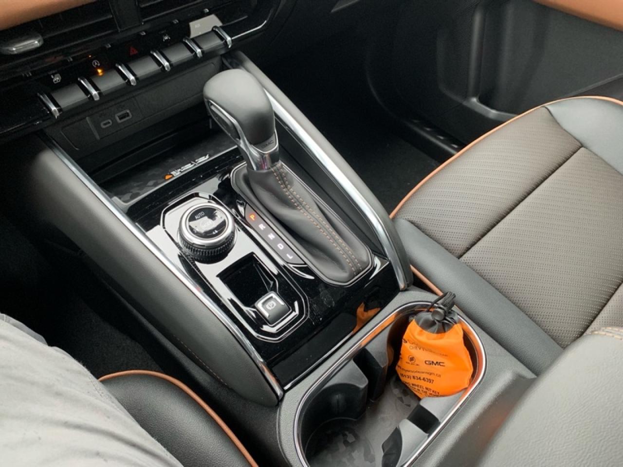 2026 GMC Canyon AT4  - Leather Seats Photo