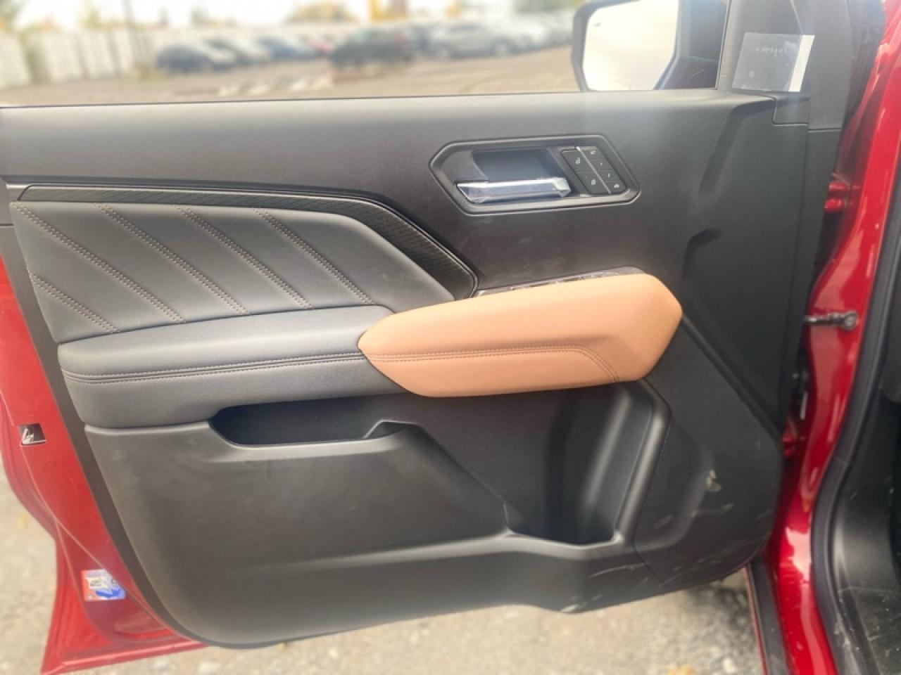 2026 GMC Canyon AT4  - Leather Seats Photo