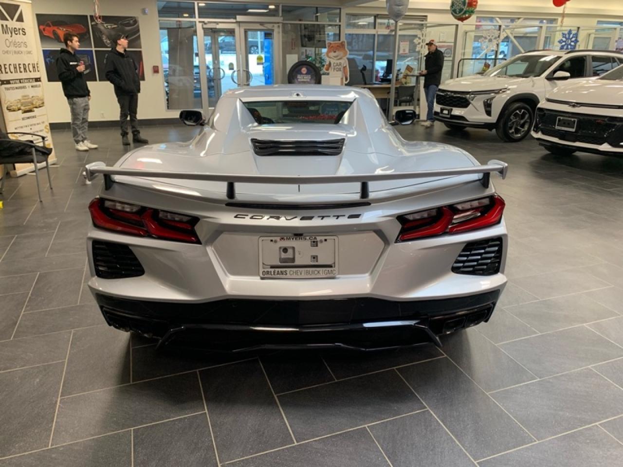 2026 Chevrolet Corvette STINGRAY CONVERTIBLE Photo3