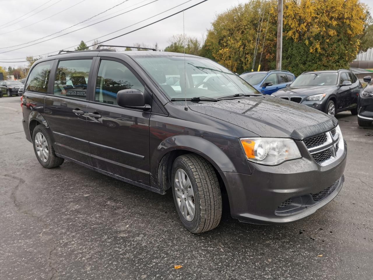 2016 Dodge Grand Caravan SE - Photo #6