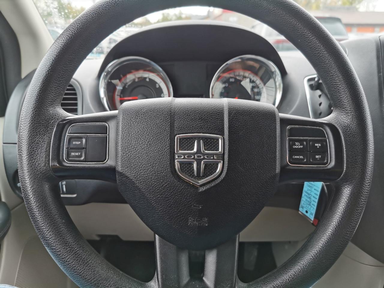 2016 Dodge Grand Caravan SE - Photo #18