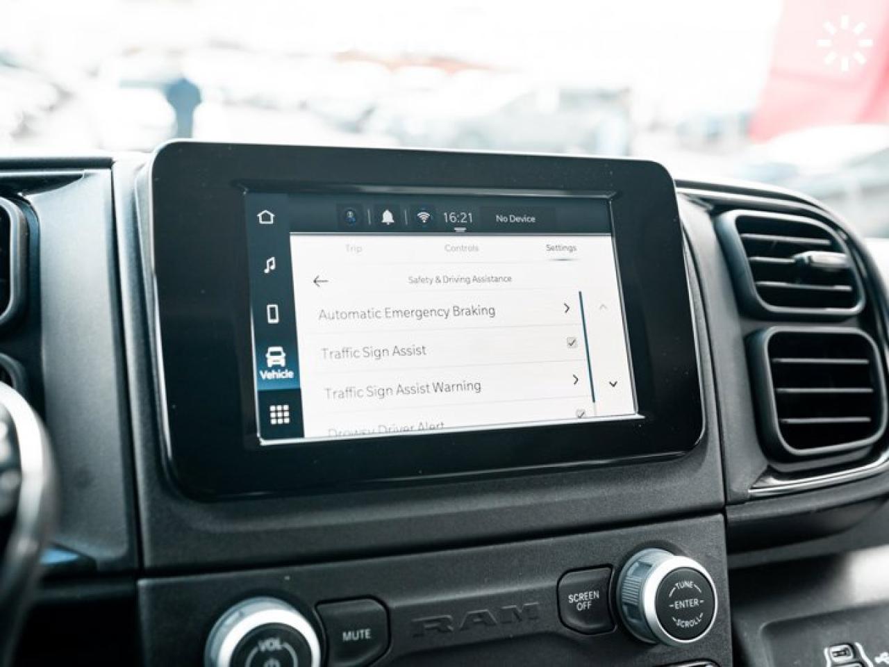 2025 RAM Cargo Van ProMaster 2500 High Roof 136'' WB Conv. Grp Photo