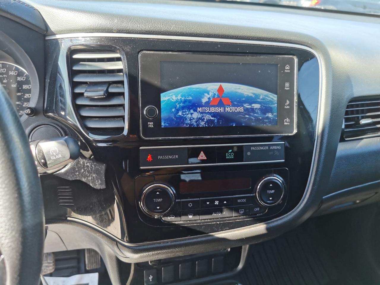 2019 Mitsubishi Outlander SE AWC - Photo #18
