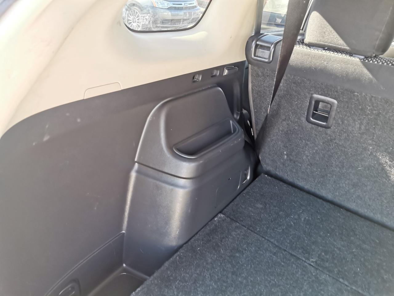 2019 Mitsubishi Outlander SE AWC - Photo #26