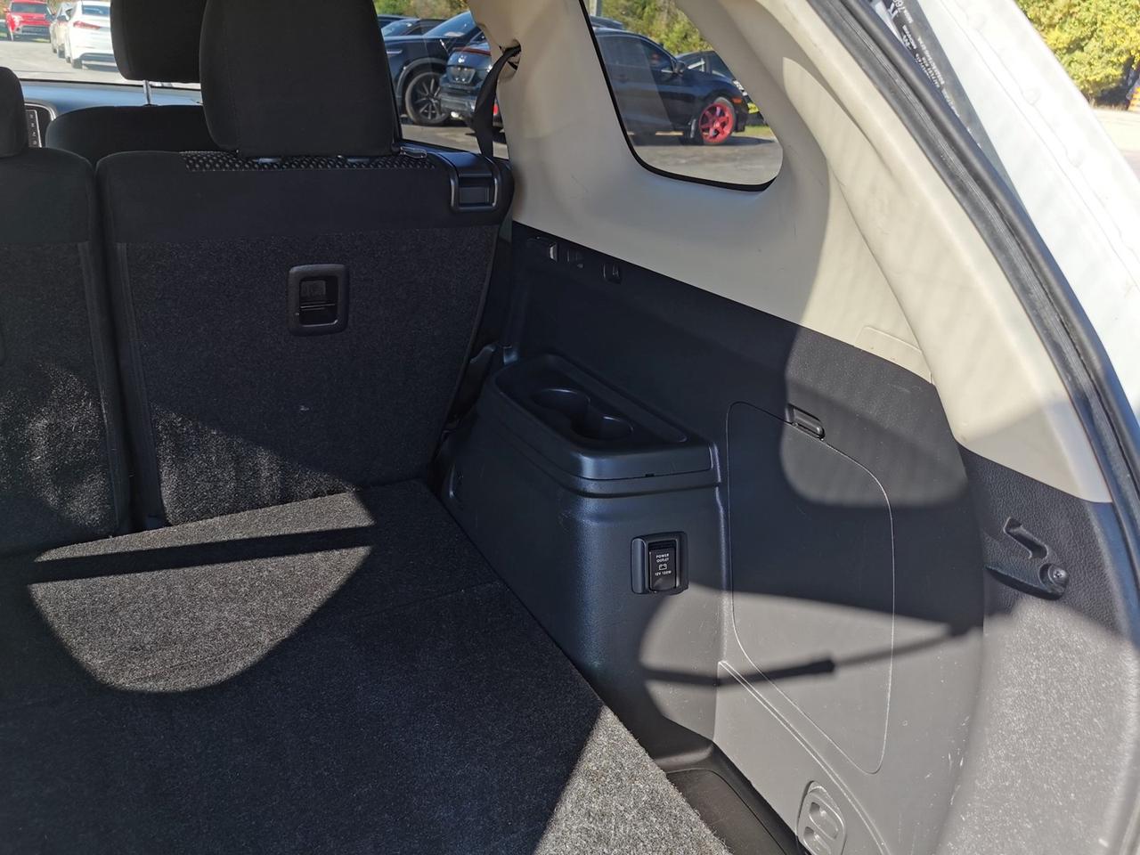 2019 Mitsubishi Outlander SE AWC Photo