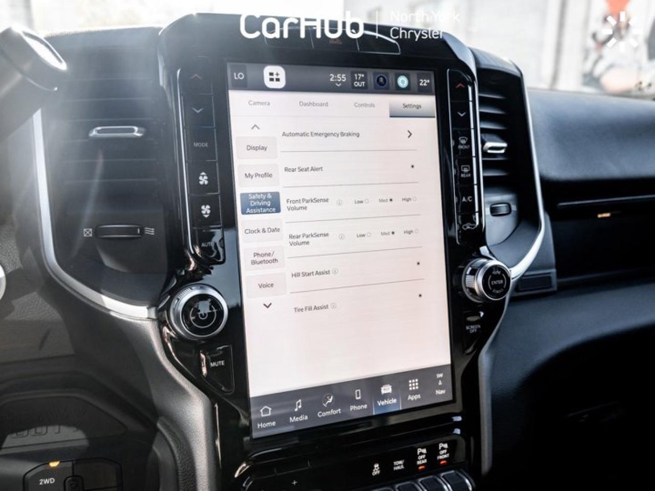 2025 RAM 2500 Big Horn Crew Cab 6'4'' Box Big Horn Level 1 Plus Equipment Group 12" screen Photo