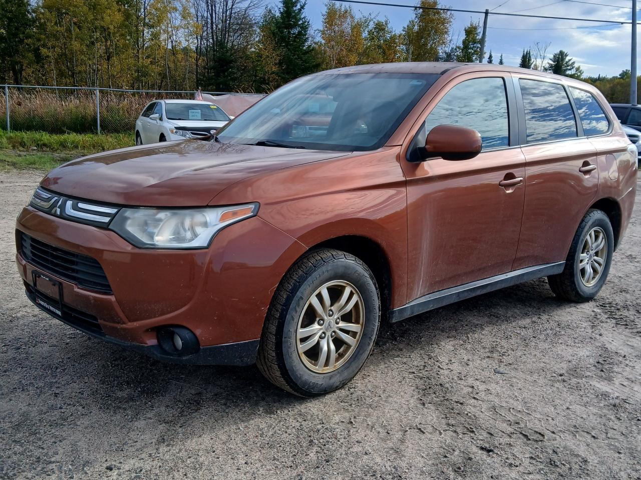 Used 2014 Mitsubishi Outlander SE AWC for sale in North Bay, ON