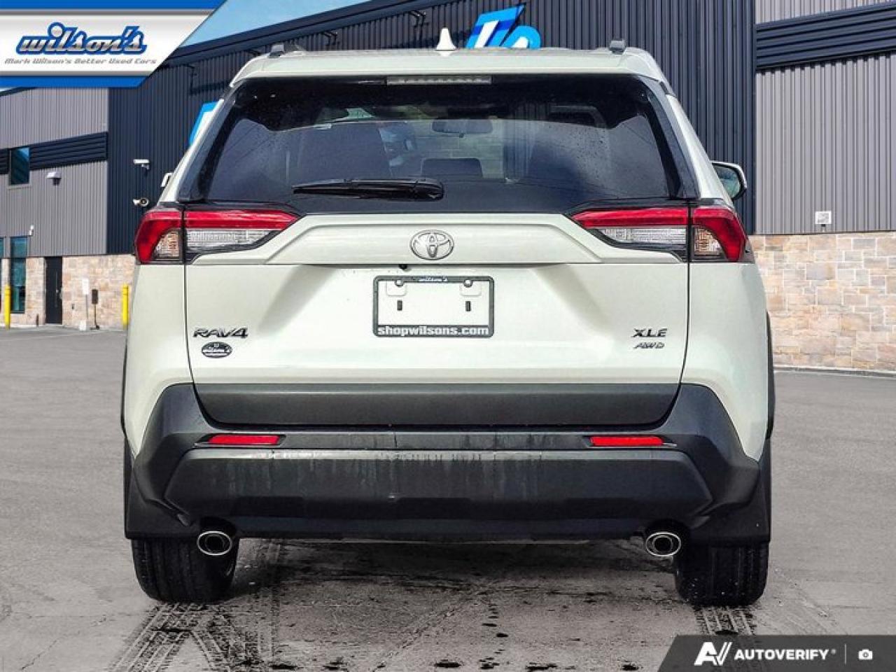 2022 Toyota RAV4 XLE AWD | Leather | Sunroof | Heated Wheel + Seats | CarPlay + Android | Rear Camera | and More ! Photo
