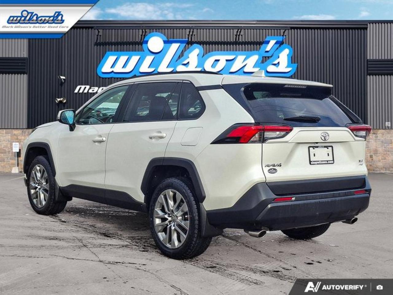 2022 Toyota RAV4 XLE AWD | Leather | Sunroof | Heated Wheel + Seats | CarPlay + Android | Rear Camera | and More ! Photo2