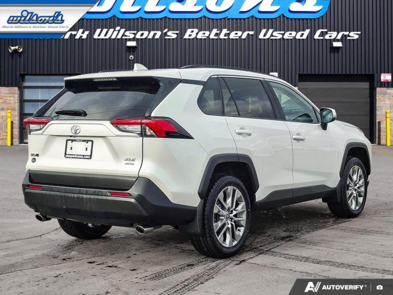 2022 Toyota RAV4 XLE AWD | Leather | Sunroof | Heated Wheel + Seats | CarPlay + Android | Rear Camera | and More ! Photo