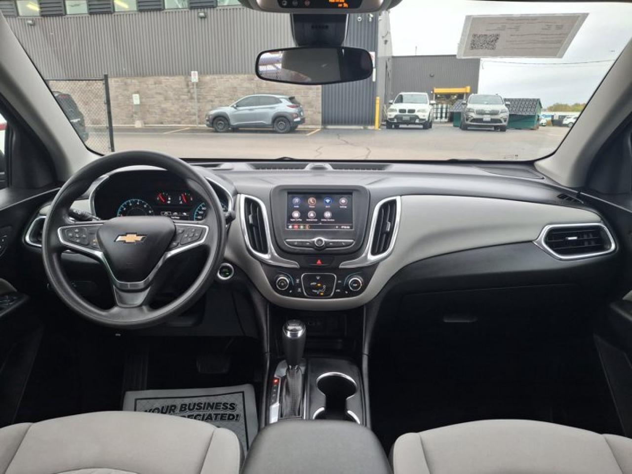 2020 Chevrolet Equinox LS | Heated Seats | CarPlay + Android | Rear Camera | and More ! Photo