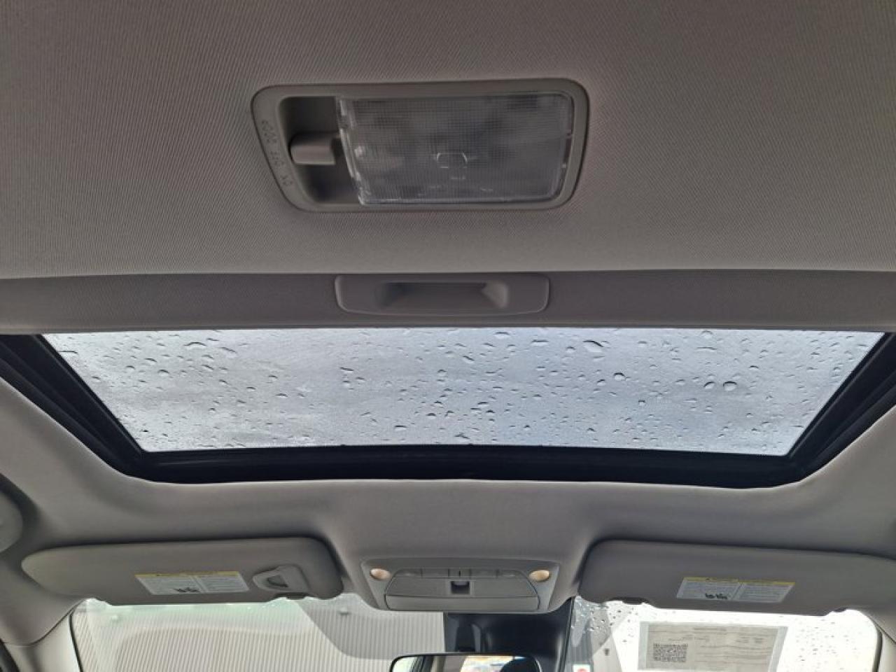 2021 Nissan Qashqai SV | Sunroof | Heated Seats + Steering | Remote Start | CarPlay | Adaptive Cruise | BSM and More ! Photo