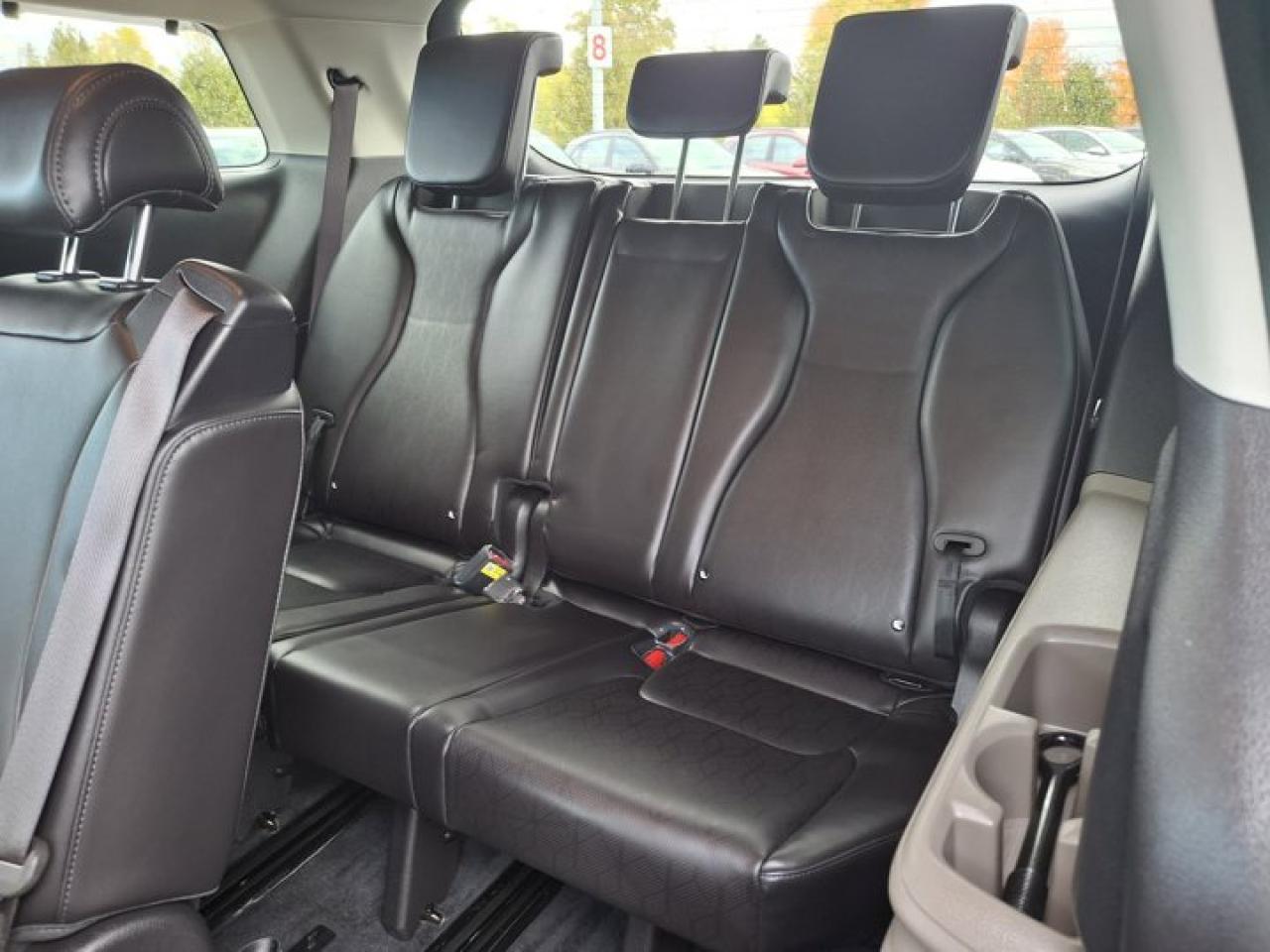 2025 Kia Carnival Hybrid EX | Leather | Nav | Power Seats | Power Sliding Doors | Smart Cruise | CarPlay + Android and More ! Photo