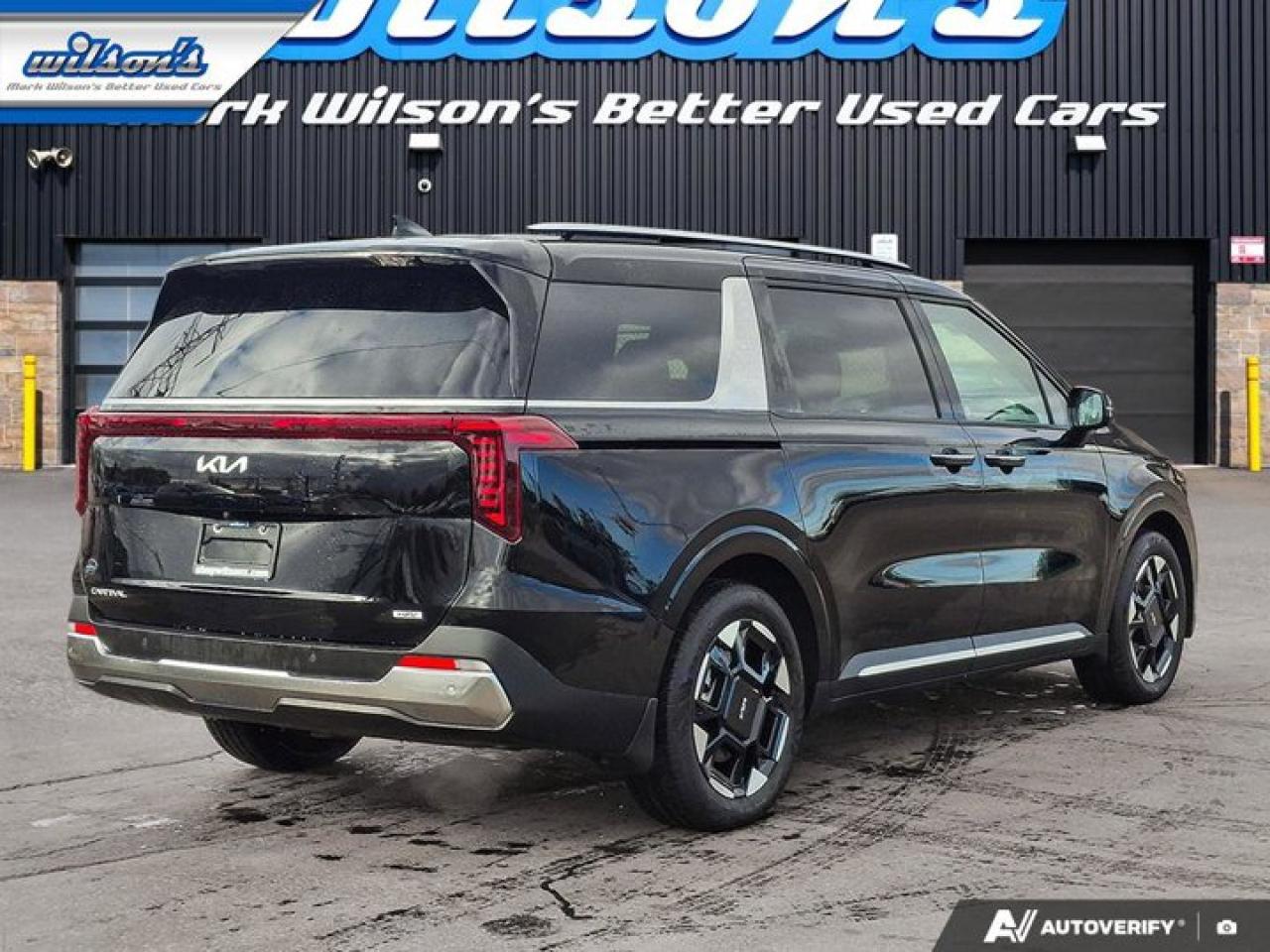 2025 Kia Carnival Hybrid EX | Leather | Nav | Power Seats | Power Sliding Doors | Smart Cruise | CarPlay + Android and More ! Photo4