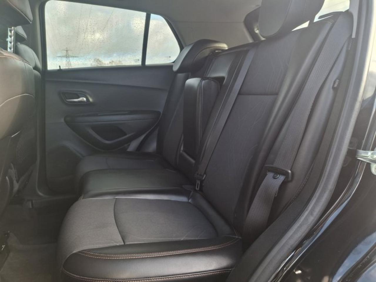 2019 Chevrolet Trax LT AWD | Redline Edition | Sunroof | Split Leather | Bose Audio | Remote Start | CarPlay & More ! Photo