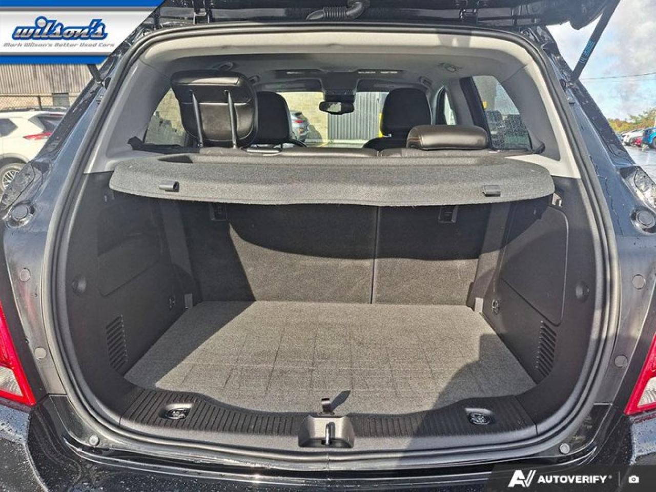 2019 Chevrolet Trax LT AWD | Redline Edition | Sunroof | Split Leather | Bose Audio | Remote Start | CarPlay & More ! Photo