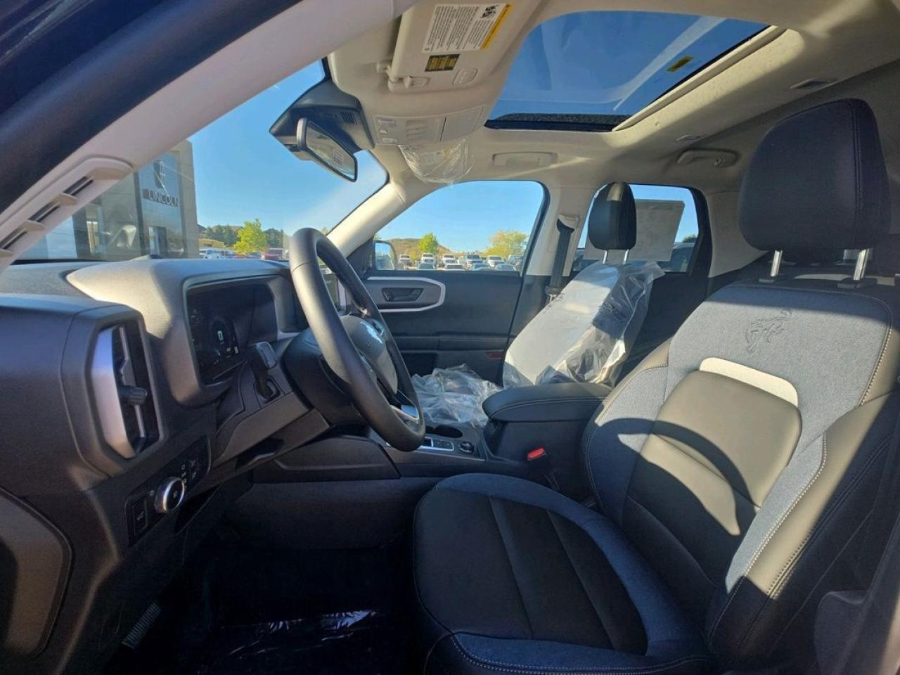 2025 Ford Bronco Sport OUTER BANKS, POWER MOONROOF, TECH PKG, Photo