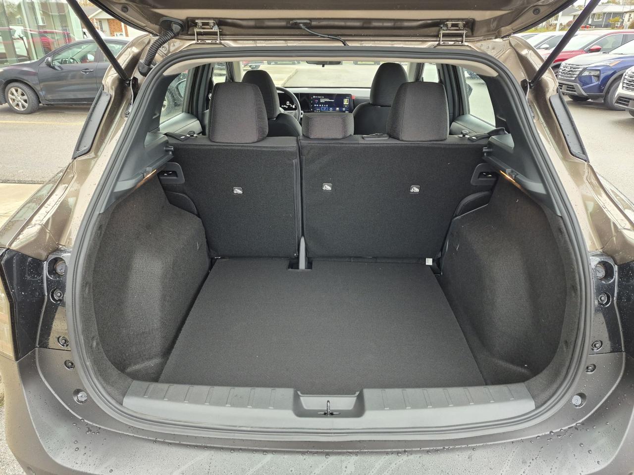 2026 Nissan Kicks S FWD Photo28