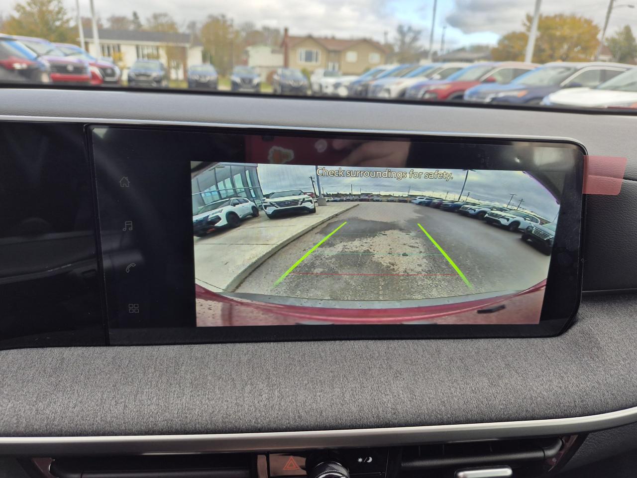 2026 Nissan Kicks S Photo27