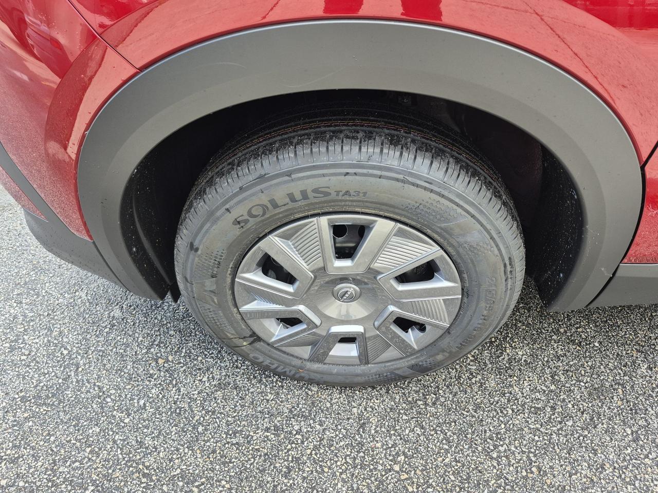 2026 Nissan Kicks S Photo15