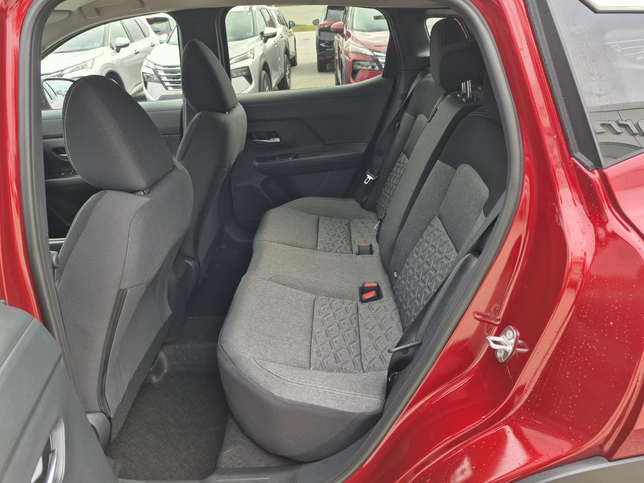 2026 Nissan Kicks SV Photo12