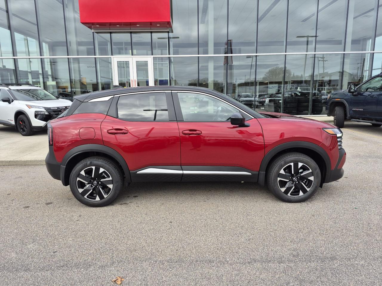 2026 Nissan Kicks SV Photo5