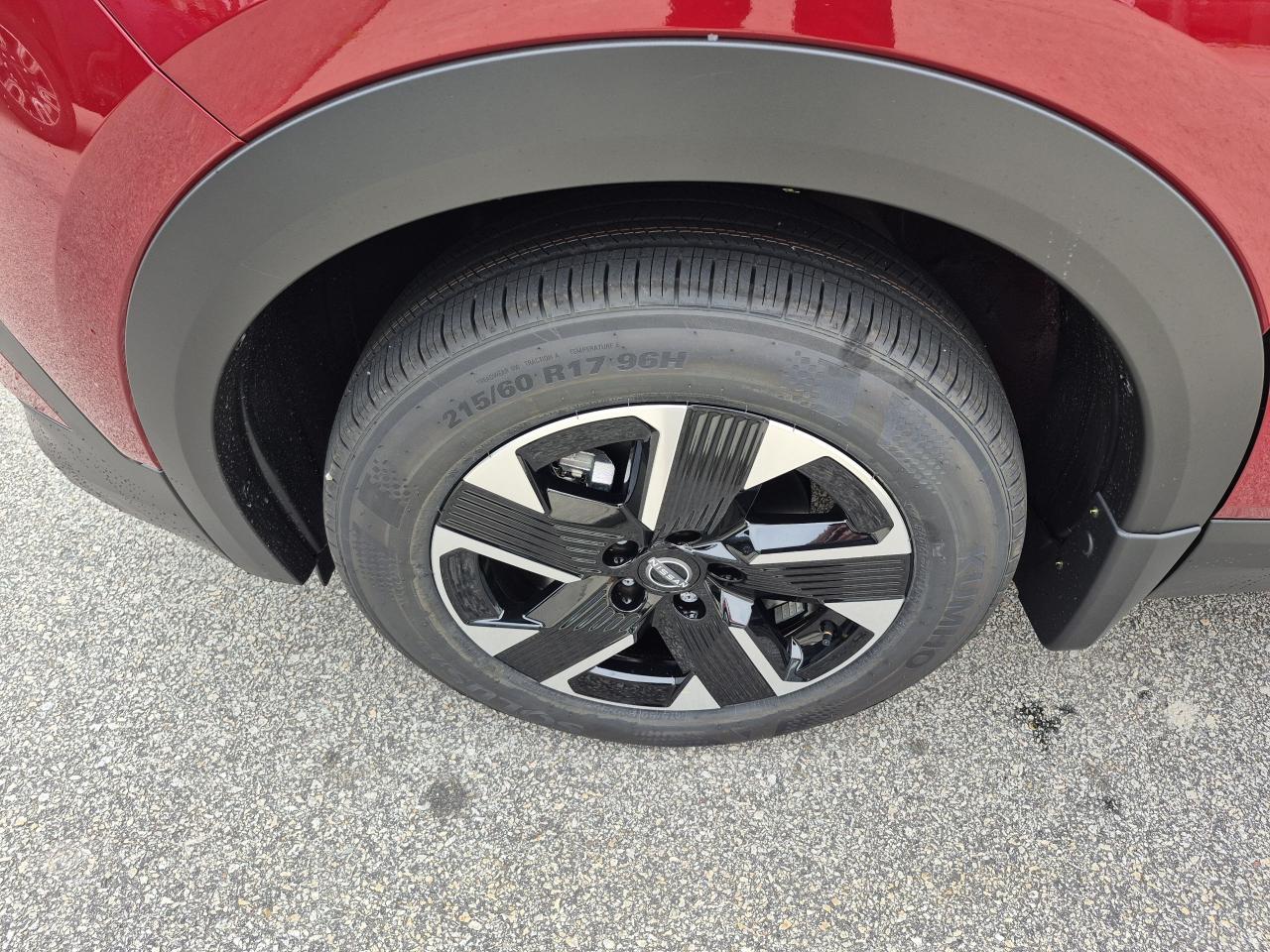 2026 Nissan Kicks SV Photo15