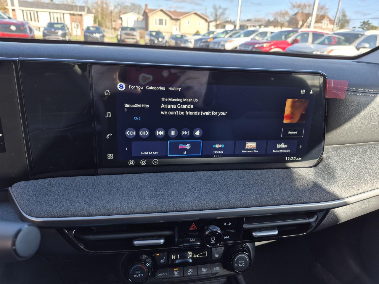 2026 Nissan Kicks SV Photo26