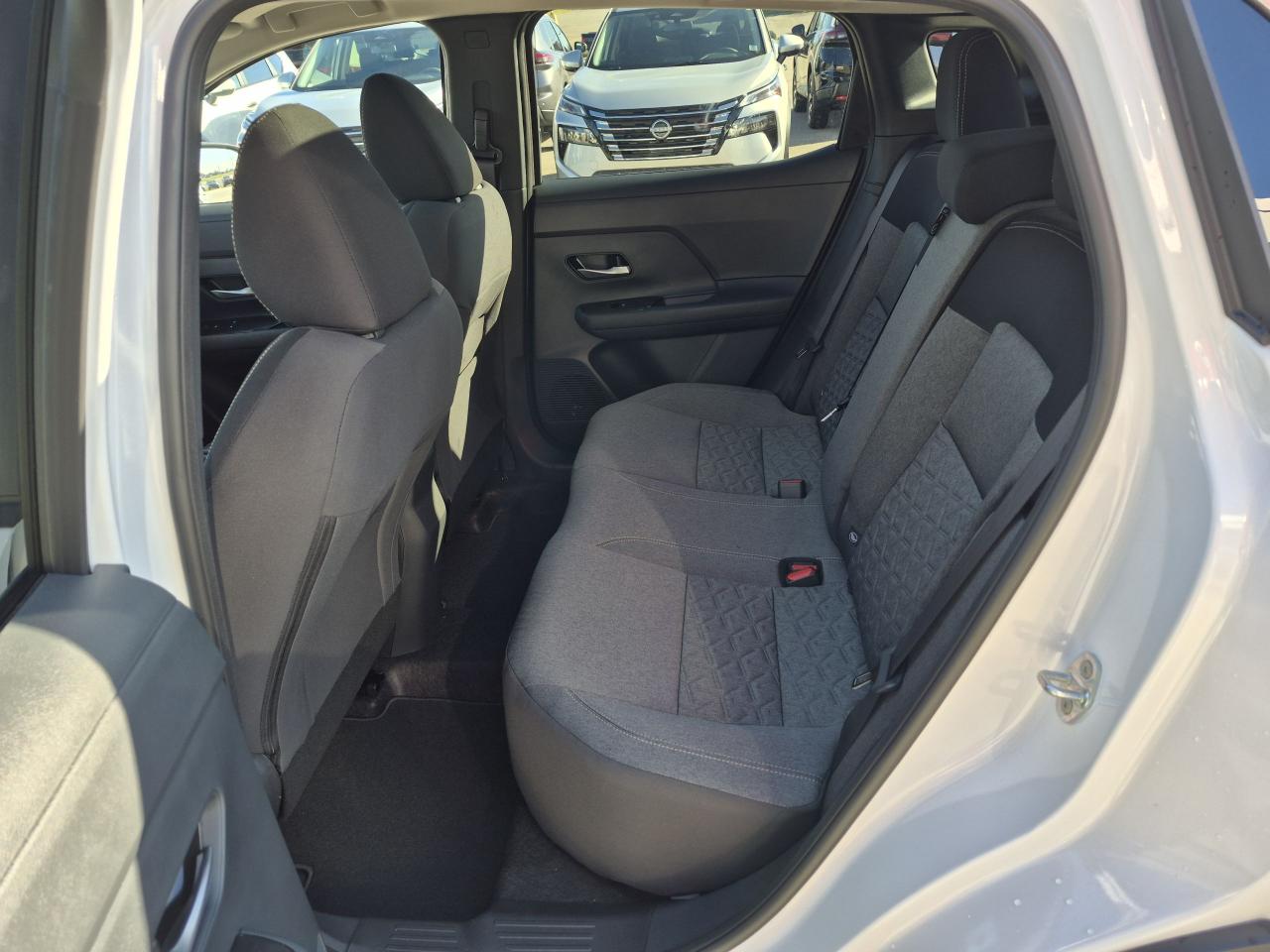 2026 Nissan Kicks SV Photo29