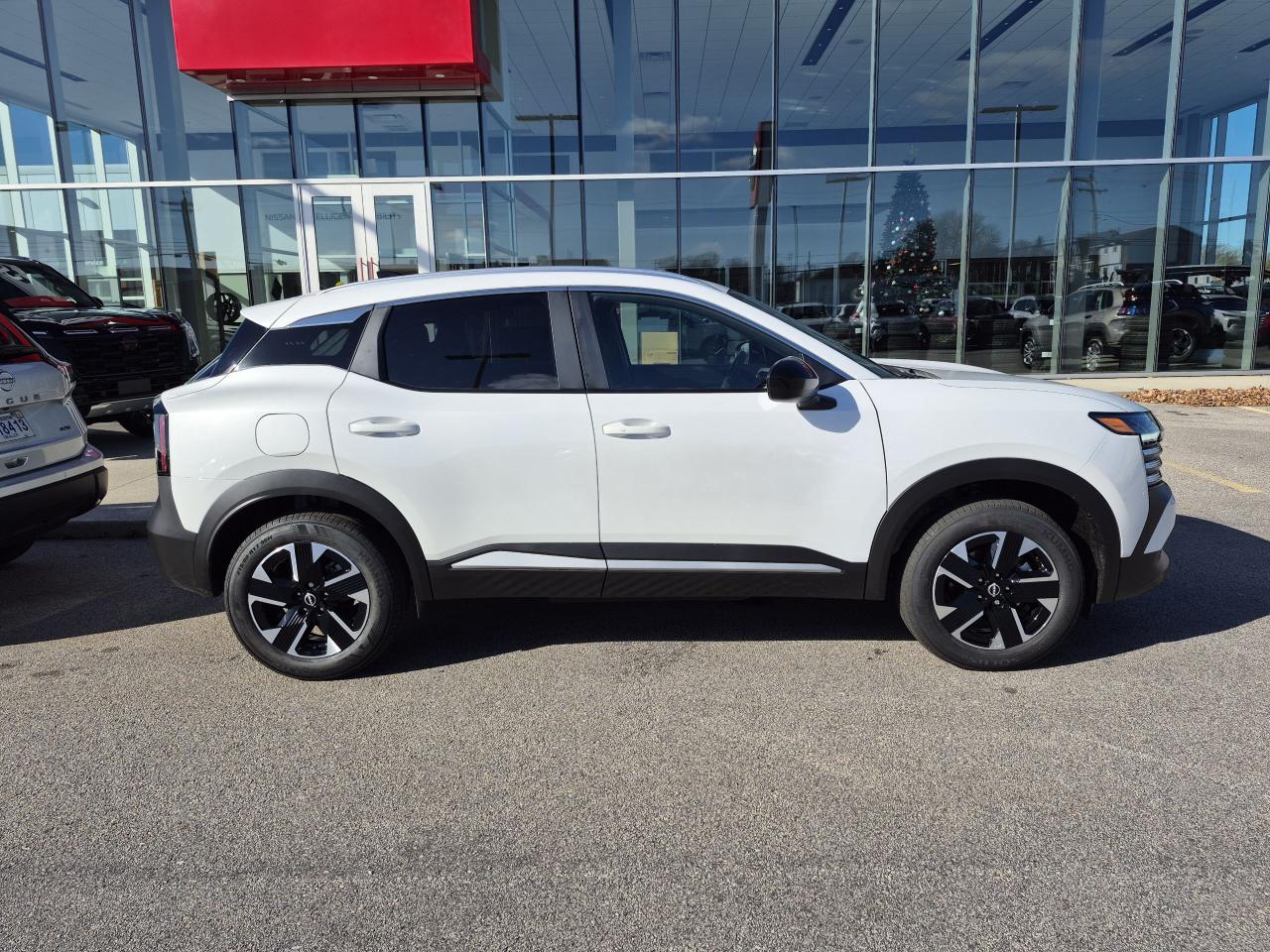 2026 Nissan Kicks SV Photo5