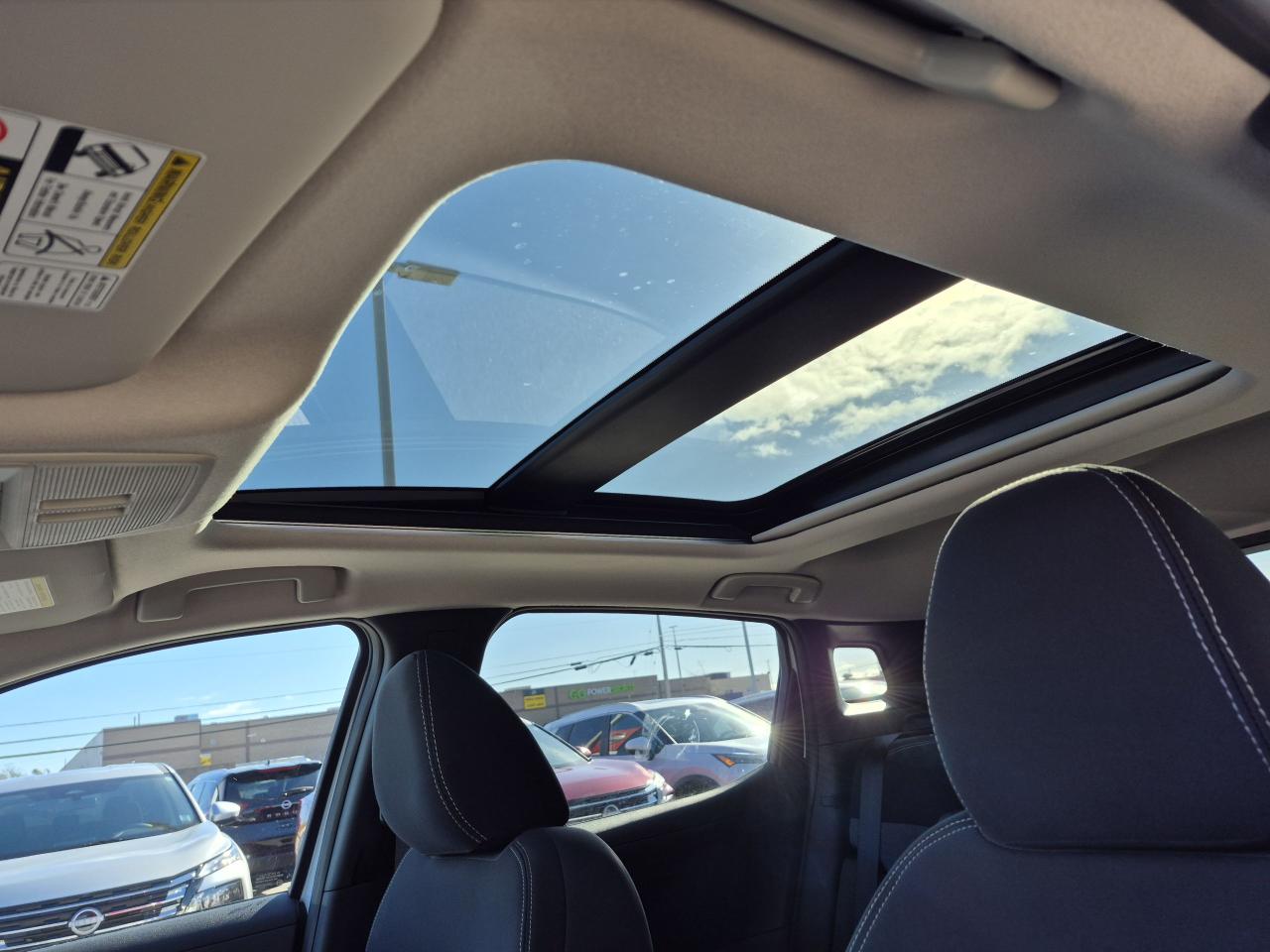 2026 Nissan Kicks SV Photo31