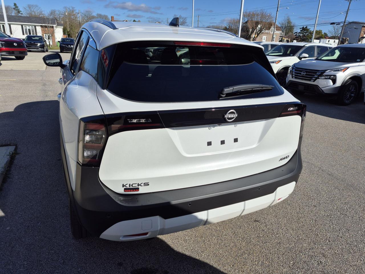 2026 Nissan Kicks SV Photo21