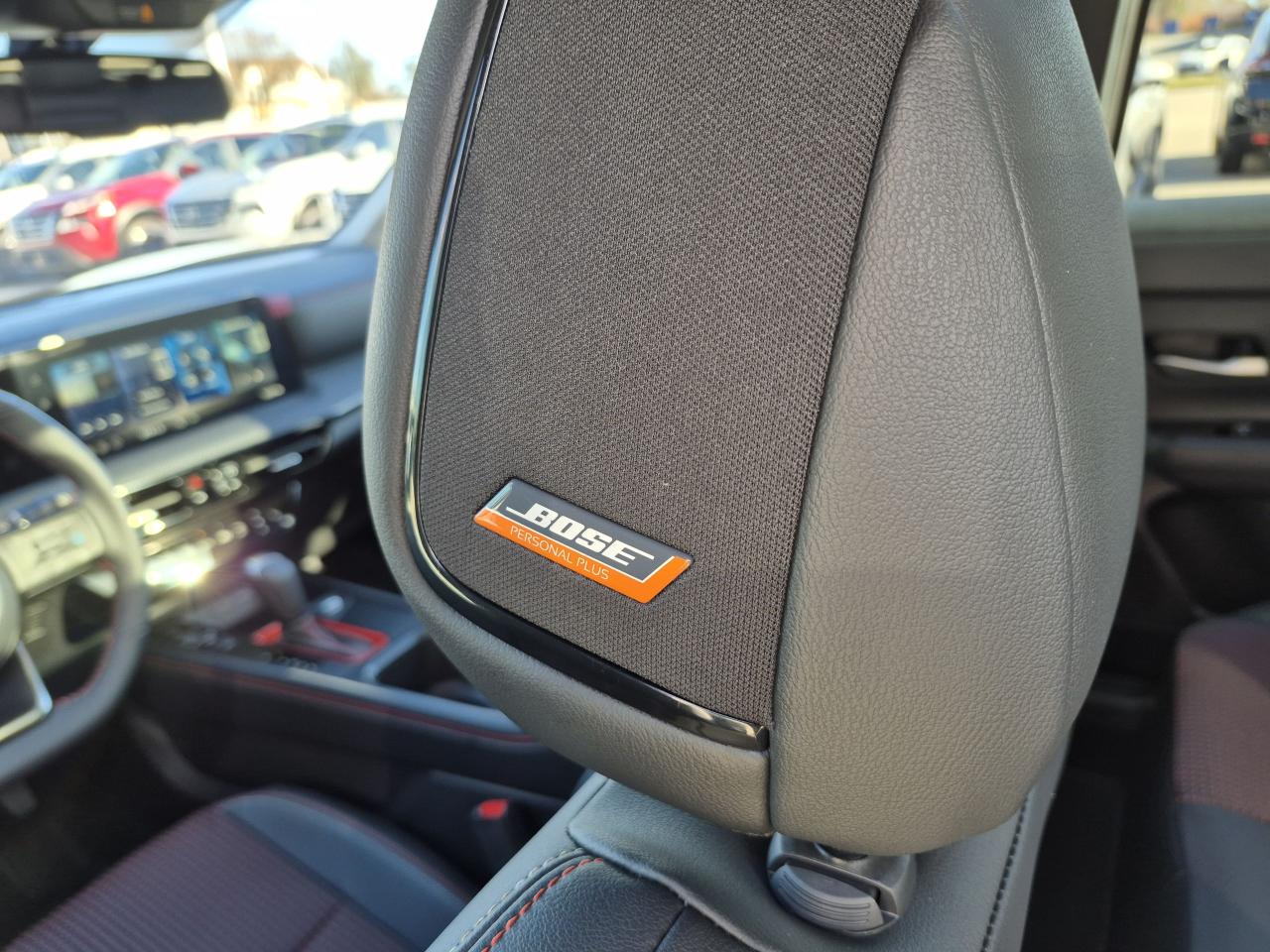 2026 Nissan Kicks SR PREMIUM Photo14