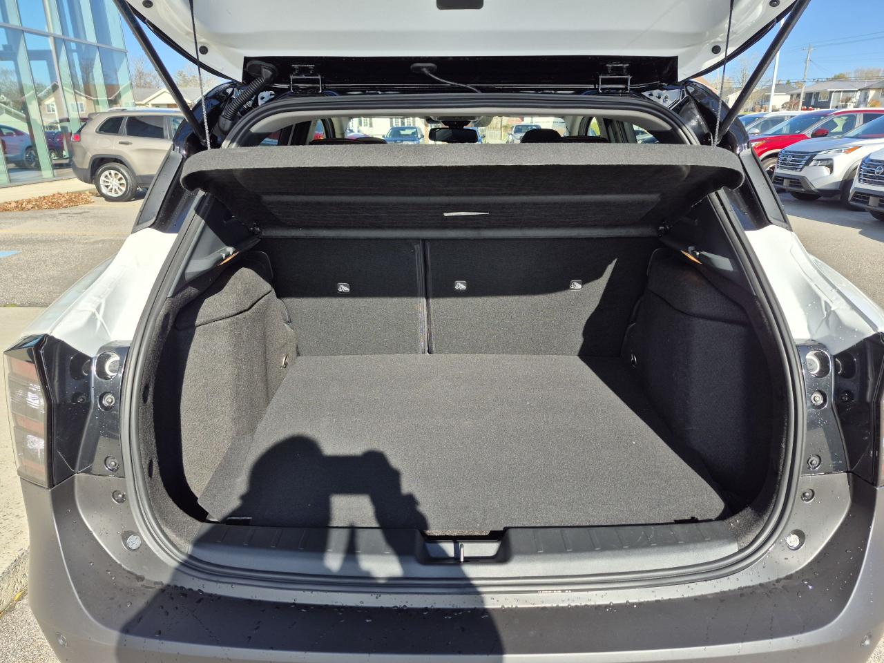 2026 Nissan Kicks SR PREMIUM Photo16