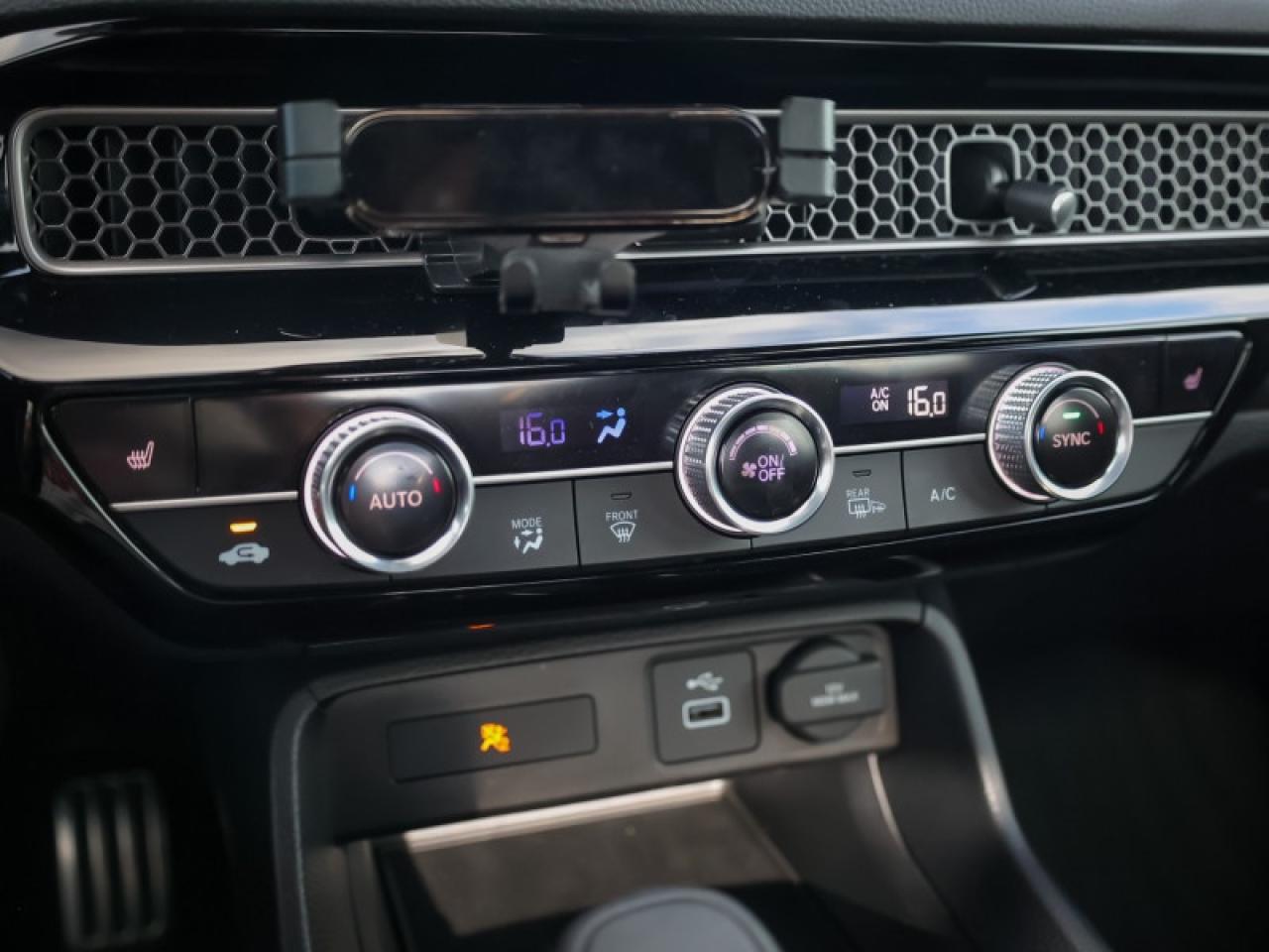 2024 Honda Civic Sedan Sport  - Sunroof -  Heated Seats Photo