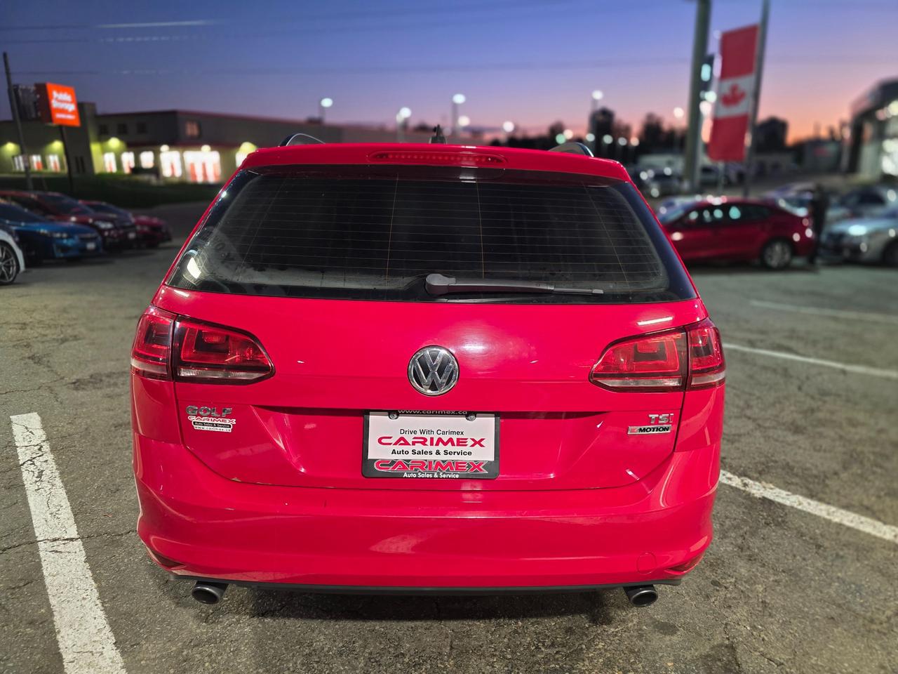 2017 Volkswagen Golf Sportwagen 1.8 TSI Comfortline AWD | Sunroof | BSM | Leather | Backup Camera | Photo