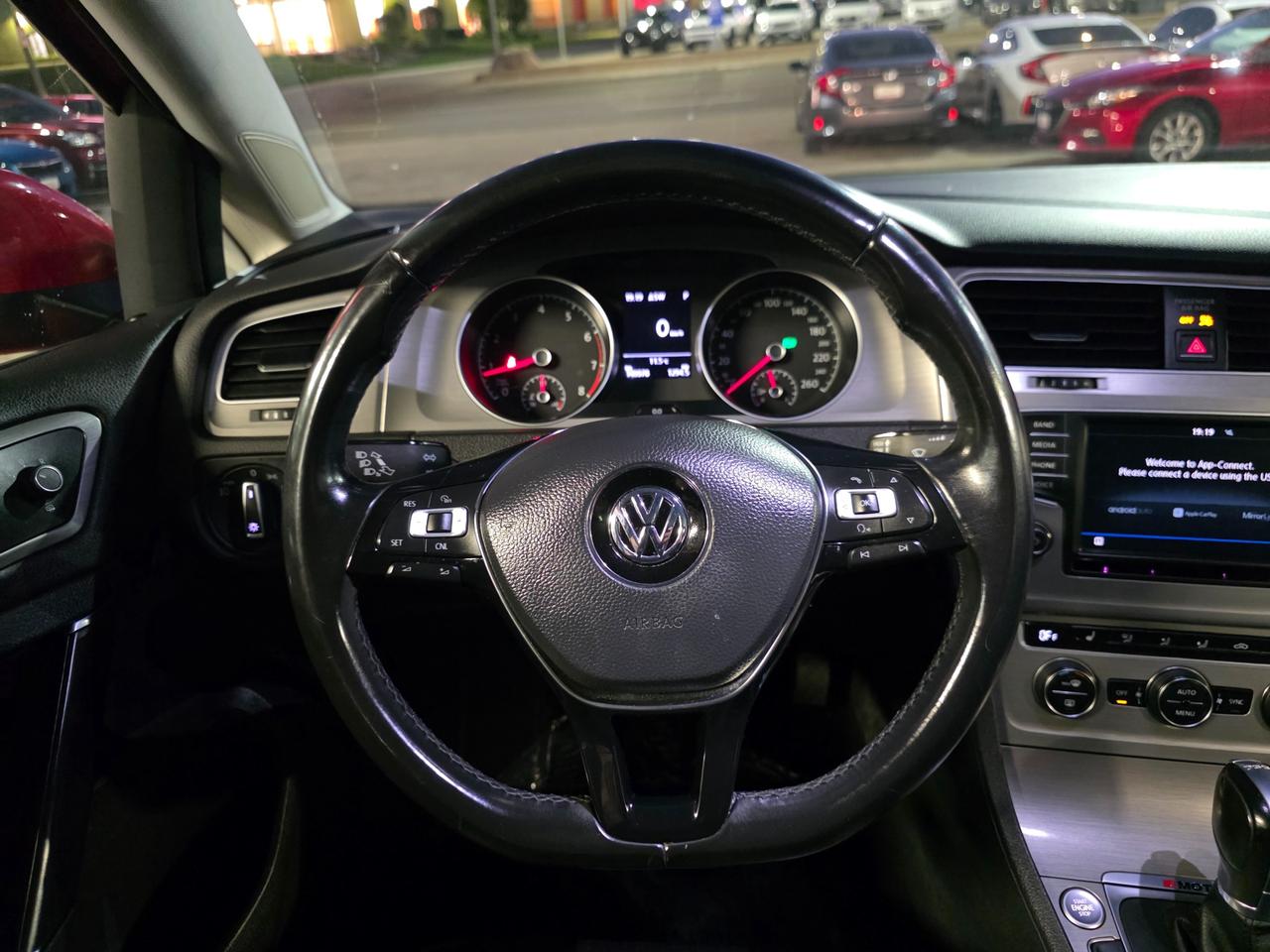 2017 Volkswagen Golf Sportwagen 1.8 TSI Comfortline AWD | Sunroof | BSM | Leather | Backup Camera | Photo