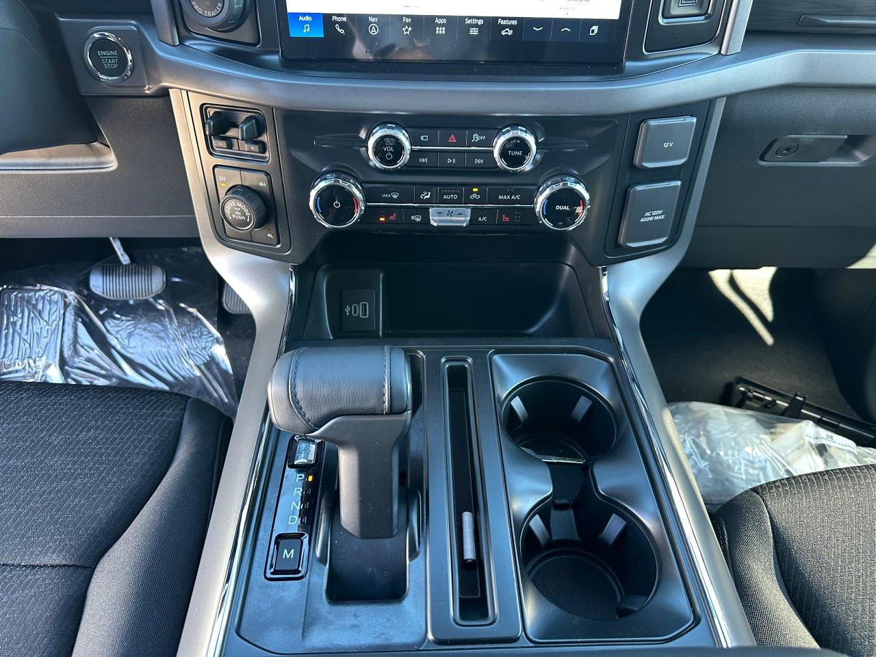 2025 Ford F-150 XLT 4WD SuperCrew 5.5' Box Photo