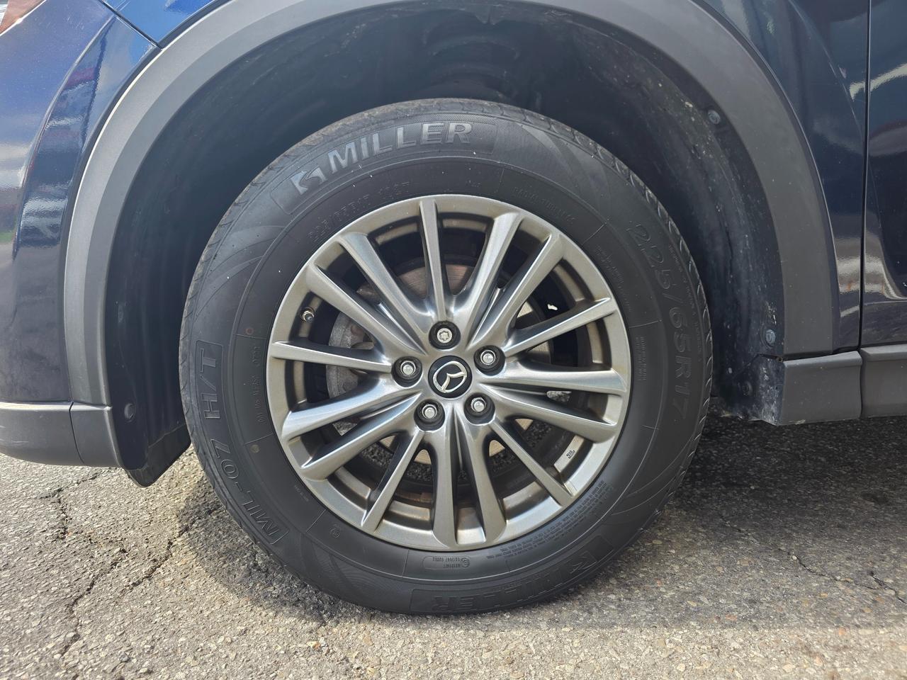 2018 Mazda CX-5 GS Lux Suede | NAVI | Backup Camera | BSM | Heated Steering Photo