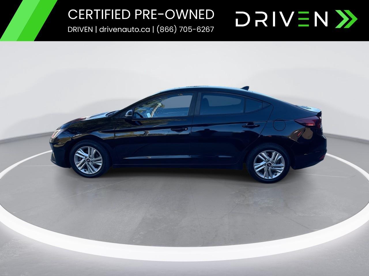 2020 Hyundai Elantra Preferred w/Sun & Safety Package IVT Photo4