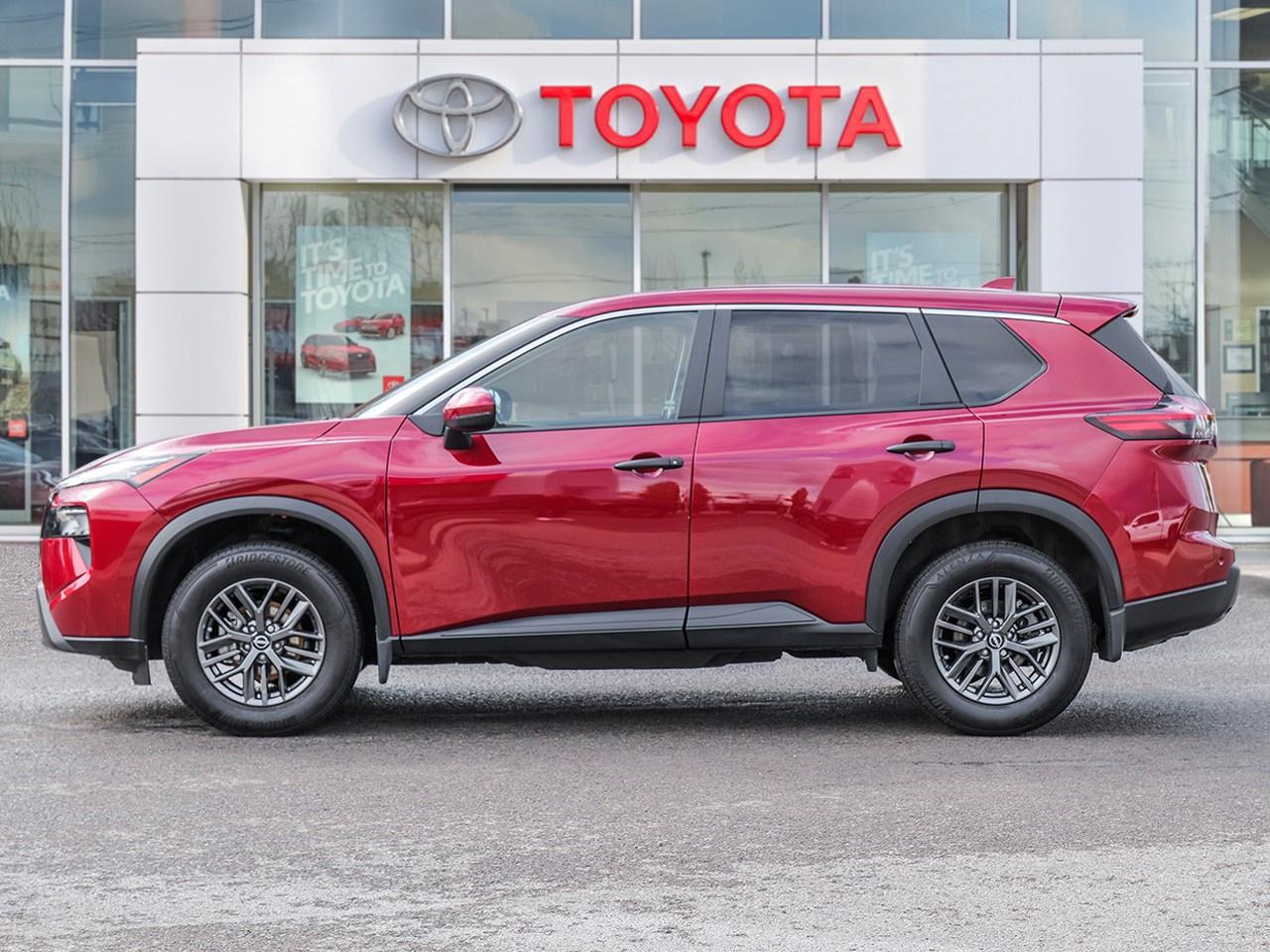 2024 Nissan Rogue S Photo2